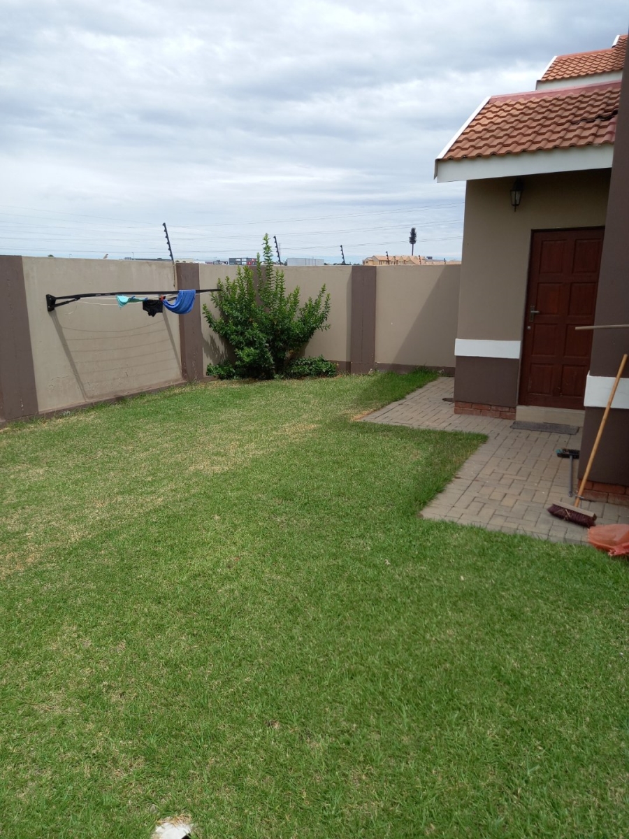 3 Bedroom Property for Sale in Hillside Free State